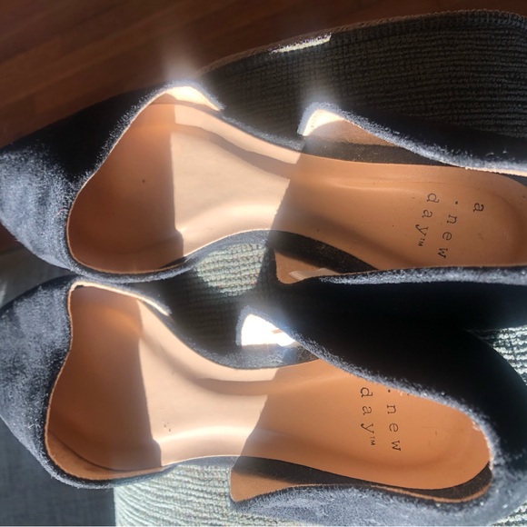 Sold - Picture 4 of 7